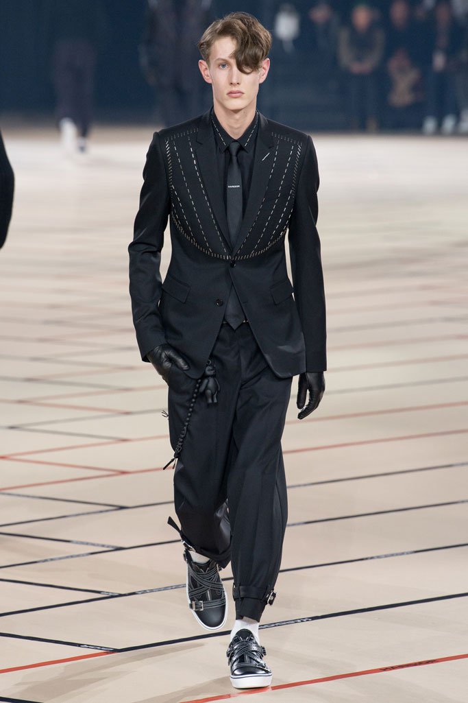 Dior Homme 2025巴黎时装周秋冬男装秀