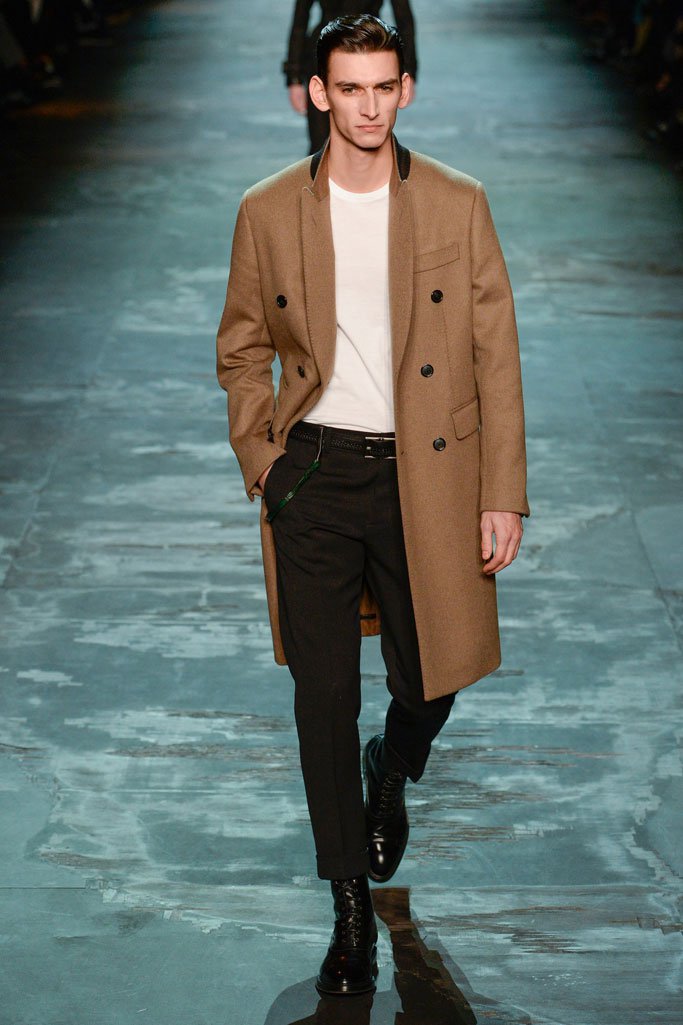 Berluti（伯尔鲁帝）2025巴黎时装周秋冬男装秀