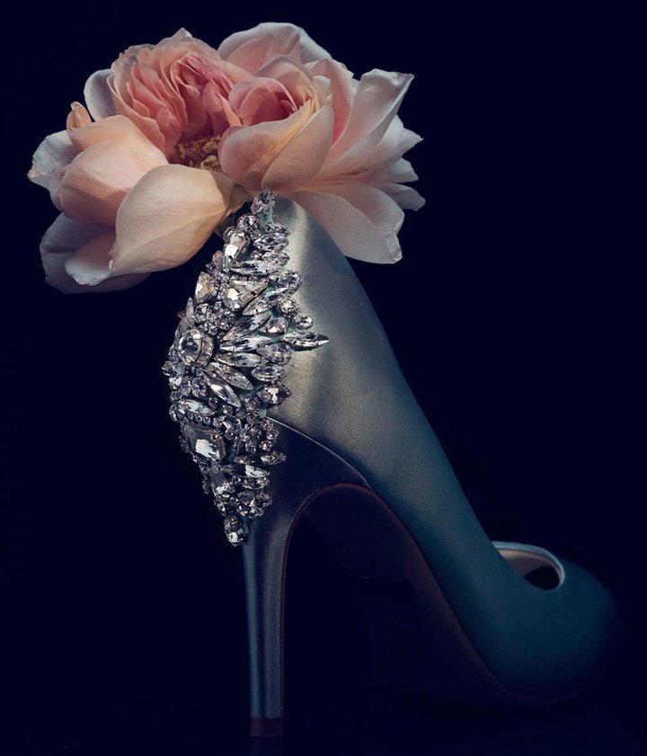 BHLDN 2025春夏婚纱广告Iconic系列