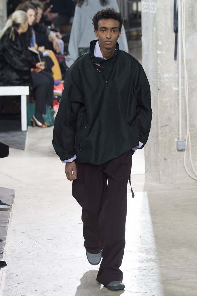 Lanvin（浪凡）2025巴黎时装周秋冬男装秀