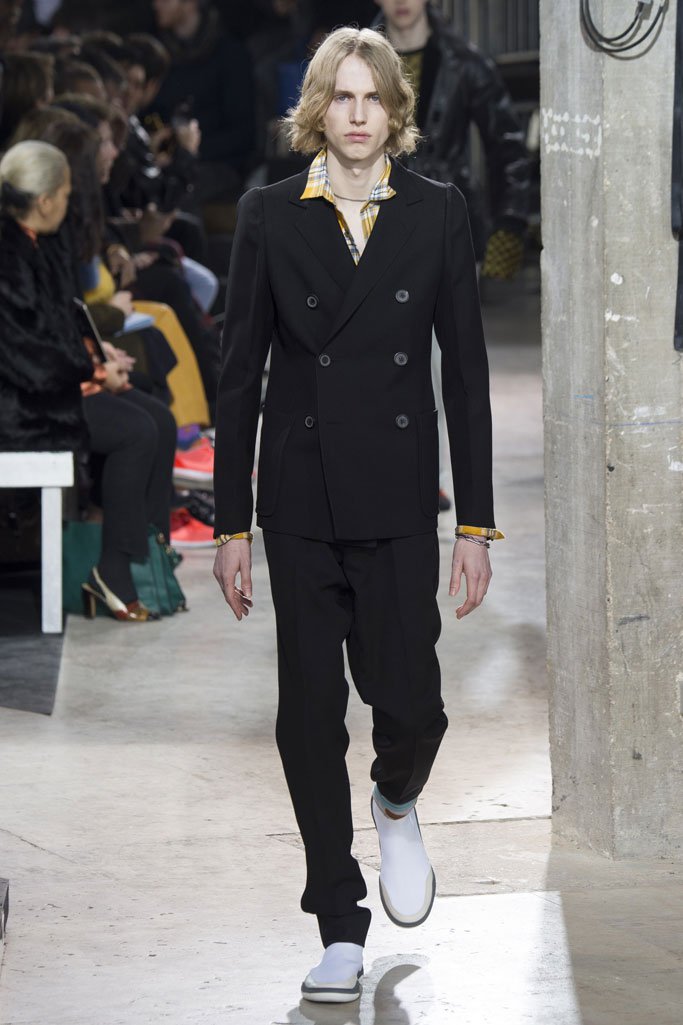Lanvin（浪凡）2025巴黎时装周秋冬男装秀