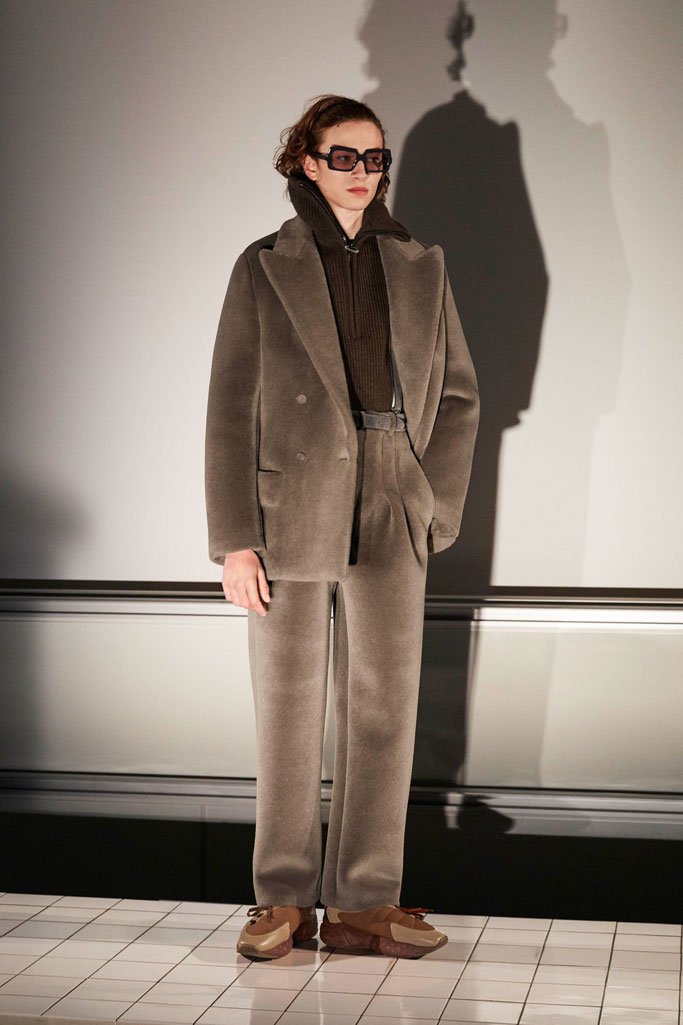 Acne Studios（艾克妮）2025巴黎时装周秋冬男装秀