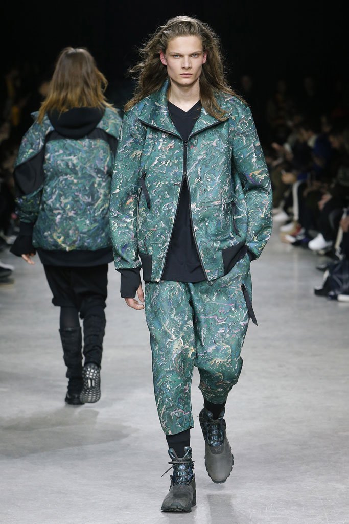 Y-3 2025巴黎时装周秋冬男装秀
