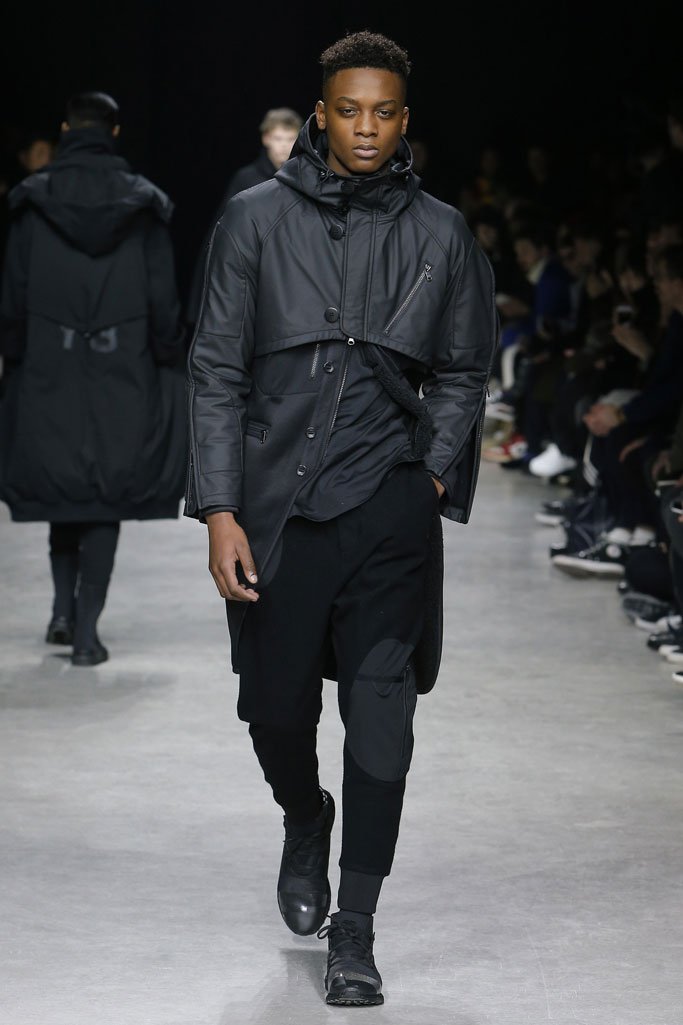 Y-3 2025巴黎时装周秋冬男装秀