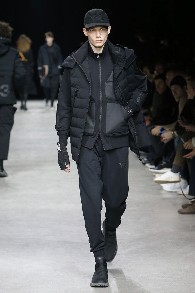 Y-3 2025巴黎时装周秋冬男装秀
