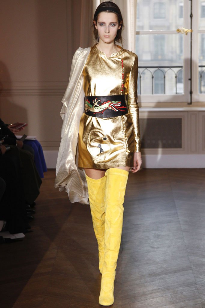 Schiaparelli（夏帕瑞丽）2025春夏巴黎时装周时装秀