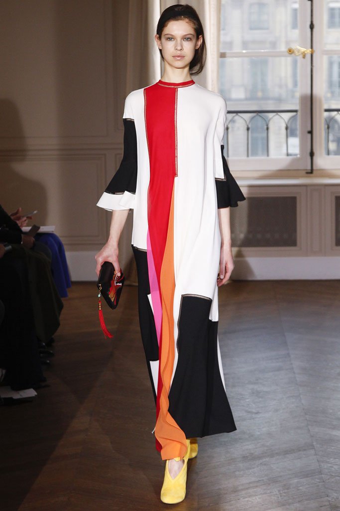 Schiaparelli（夏帕瑞丽）2025春夏巴黎时装周时装秀