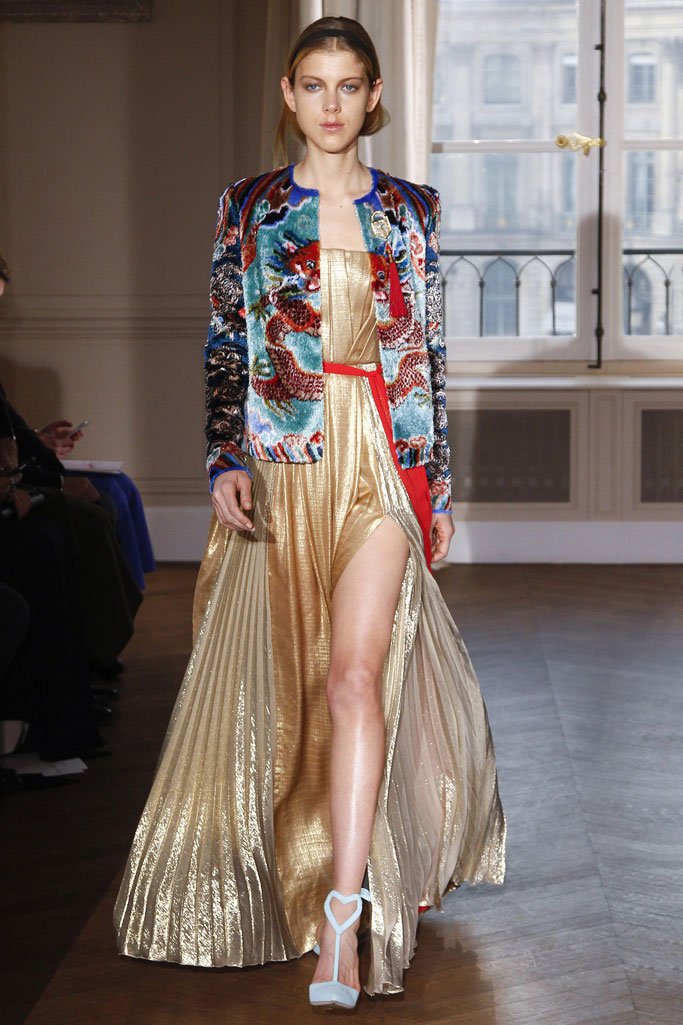 Schiaparelli（夏帕瑞丽）2025春夏巴黎时装周时装秀