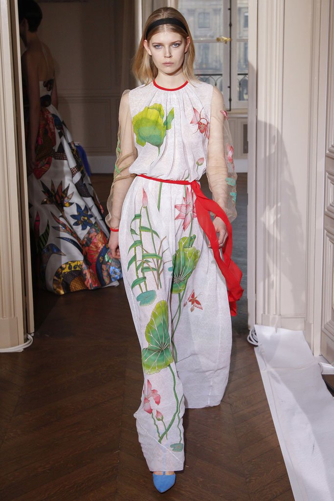 Schiaparelli（夏帕瑞丽）2025春夏巴黎时装周时装秀