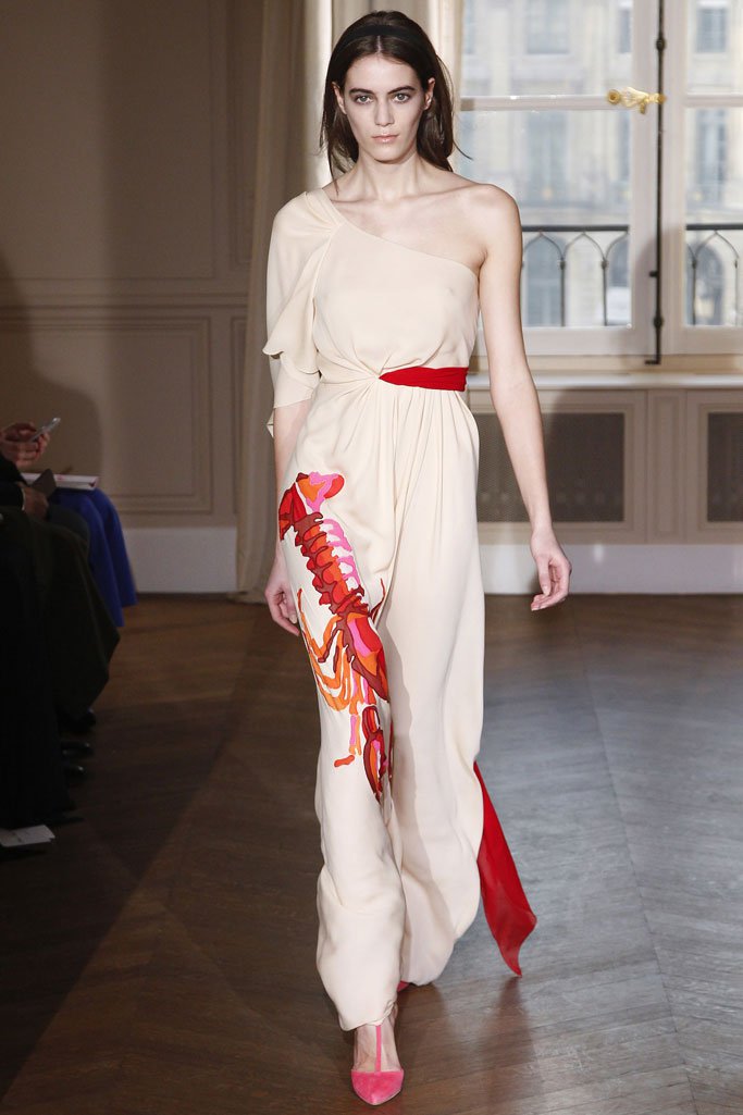 Schiaparelli（夏帕瑞丽）2025春夏巴黎时装周时装秀