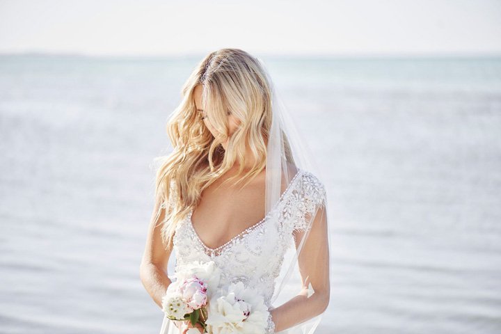 Anna Campbell 2025婚纱系列摄影广告大片