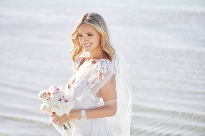 Anna Campbell 2025婚纱系列摄影广告大片