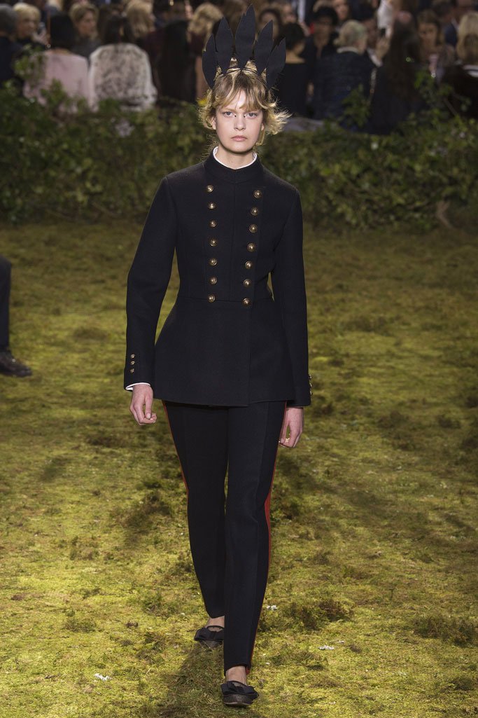 Christian Dior 2025春夏巴黎时装周时装秀