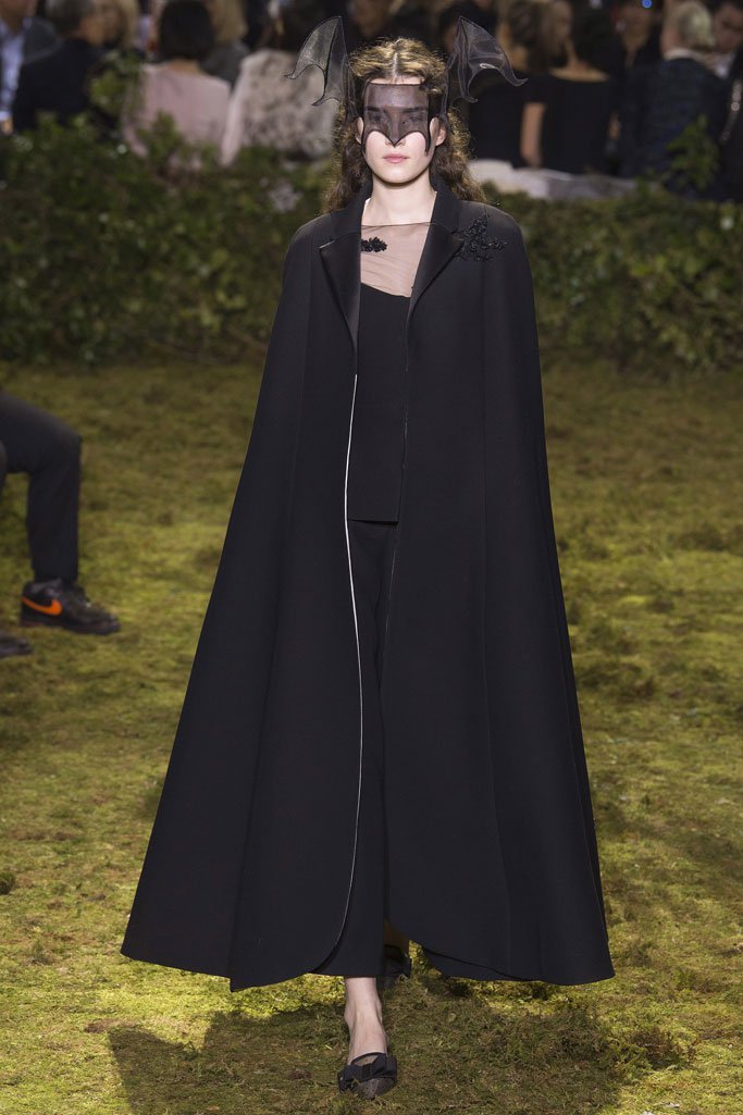 Christian Dior 2025春夏巴黎时装周时装秀