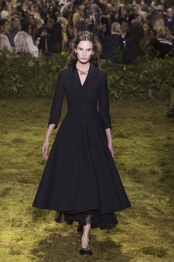 Christian Dior 2025春夏巴黎时装周时装秀