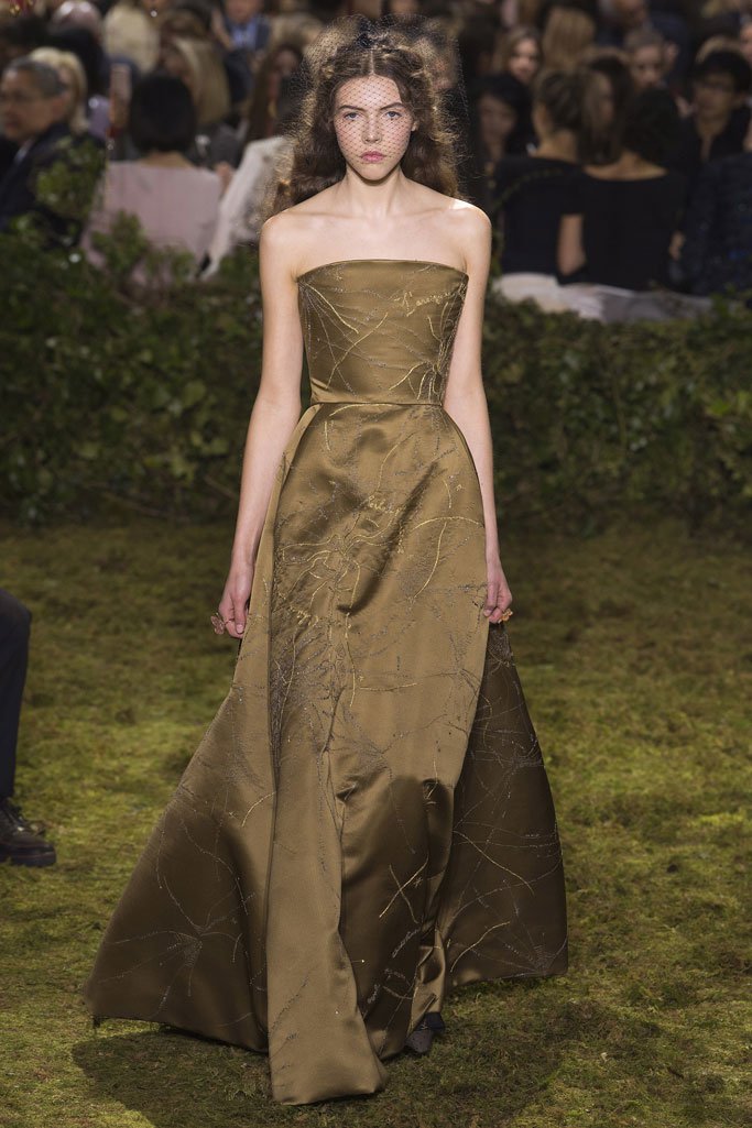 Christian Dior 2025春夏巴黎时装周时装秀