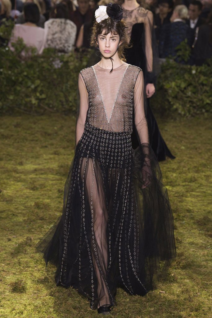 Christian Dior 2025春夏巴黎时装周时装秀