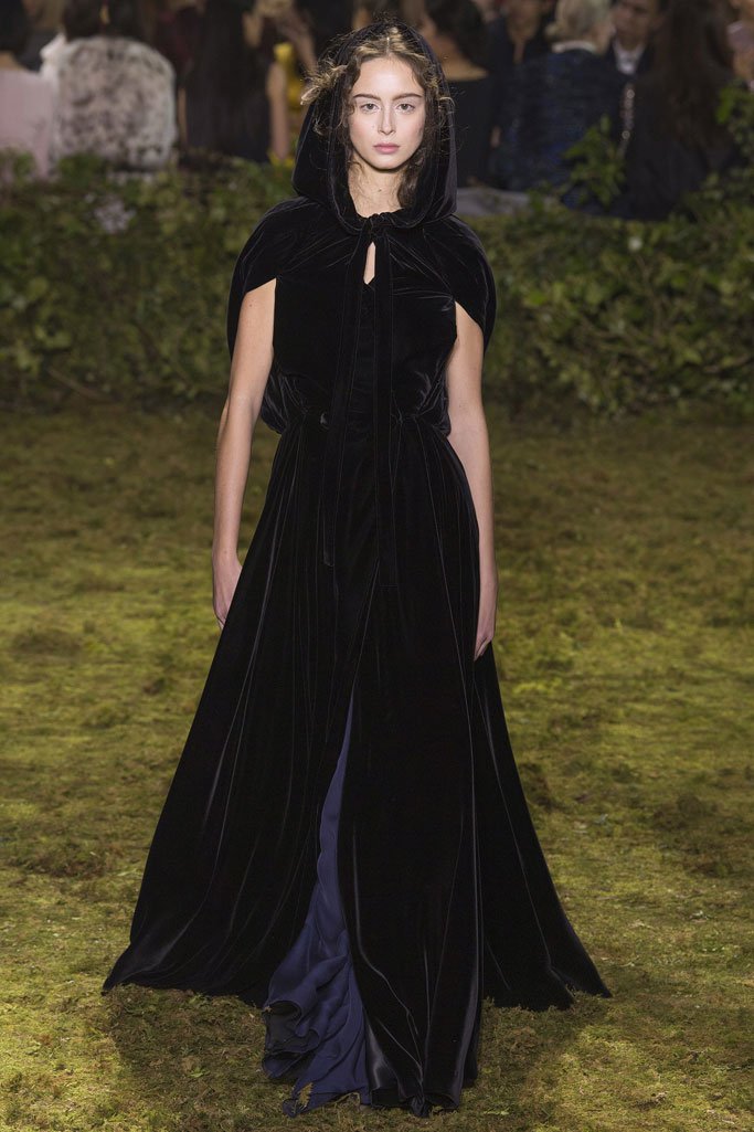 Christian Dior 2025春夏巴黎时装周时装秀