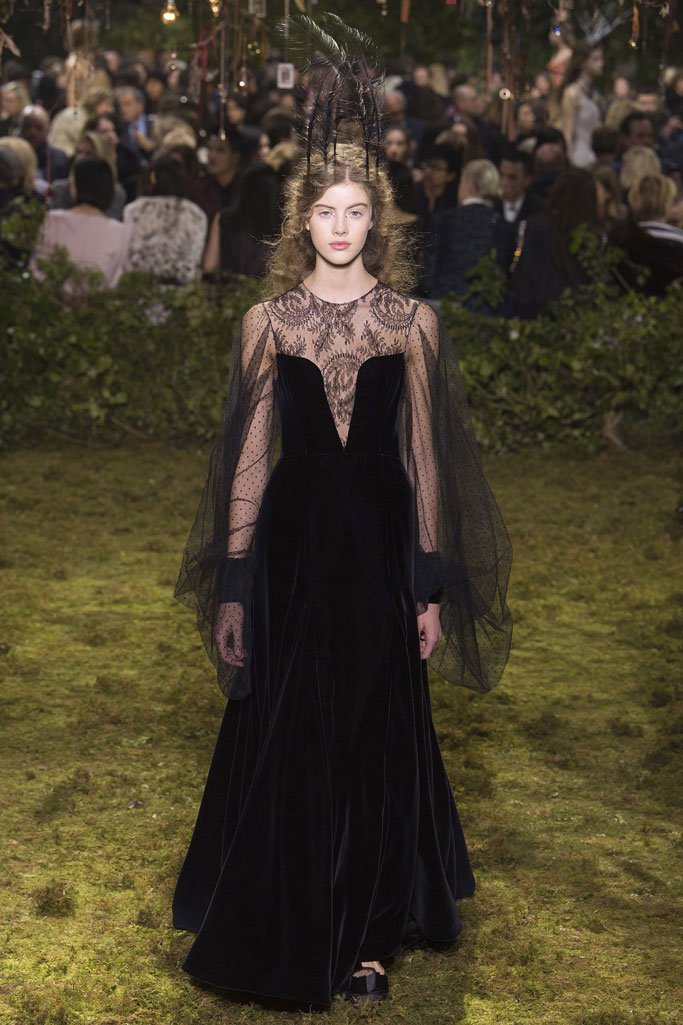 Christian Dior 2025春夏巴黎时装周时装秀