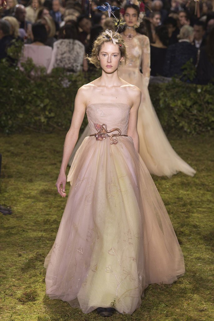 Christian Dior 2025春夏巴黎时装周时装秀