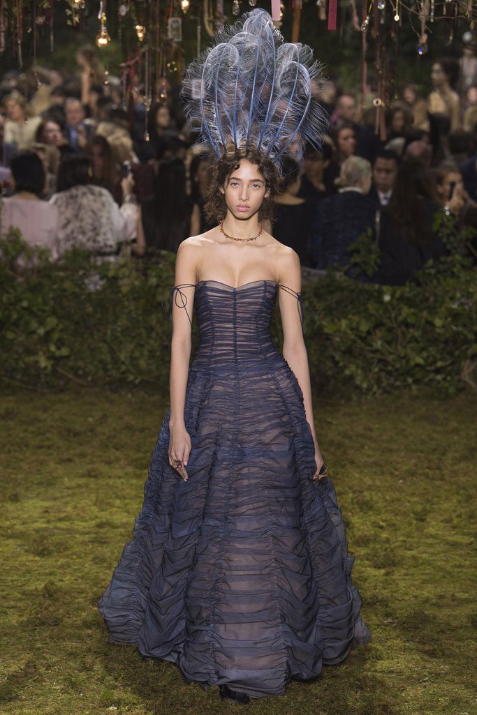 Christian Dior 2025春夏巴黎时装周时装秀