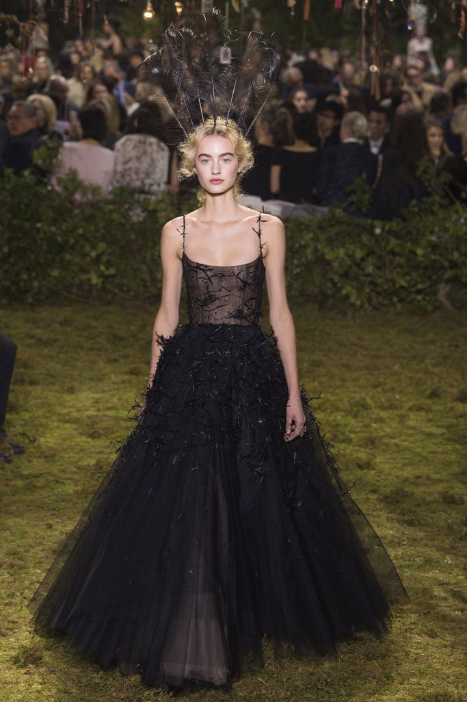 Christian Dior 2025春夏巴黎时装周时装秀