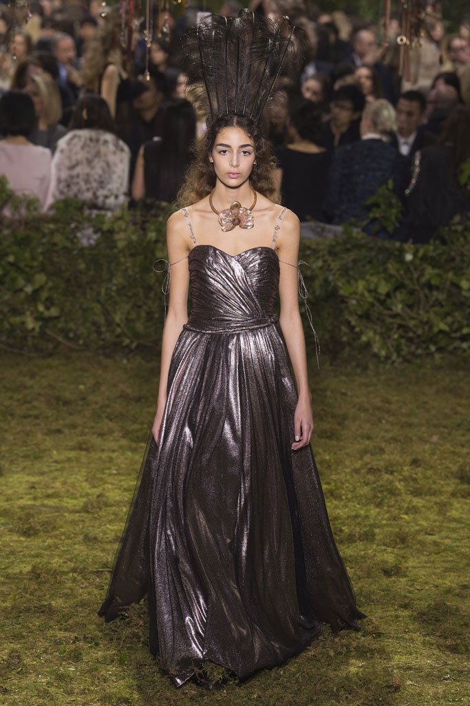 Christian Dior 2025春夏巴黎时装周时装秀