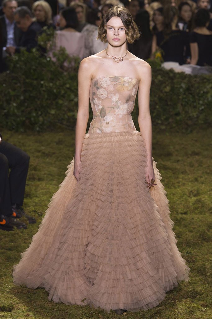 Christian Dior 2025春夏巴黎时装周时装秀