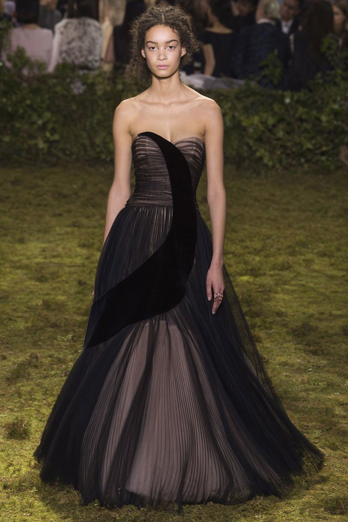 Christian Dior 2025春夏巴黎时装周时装秀