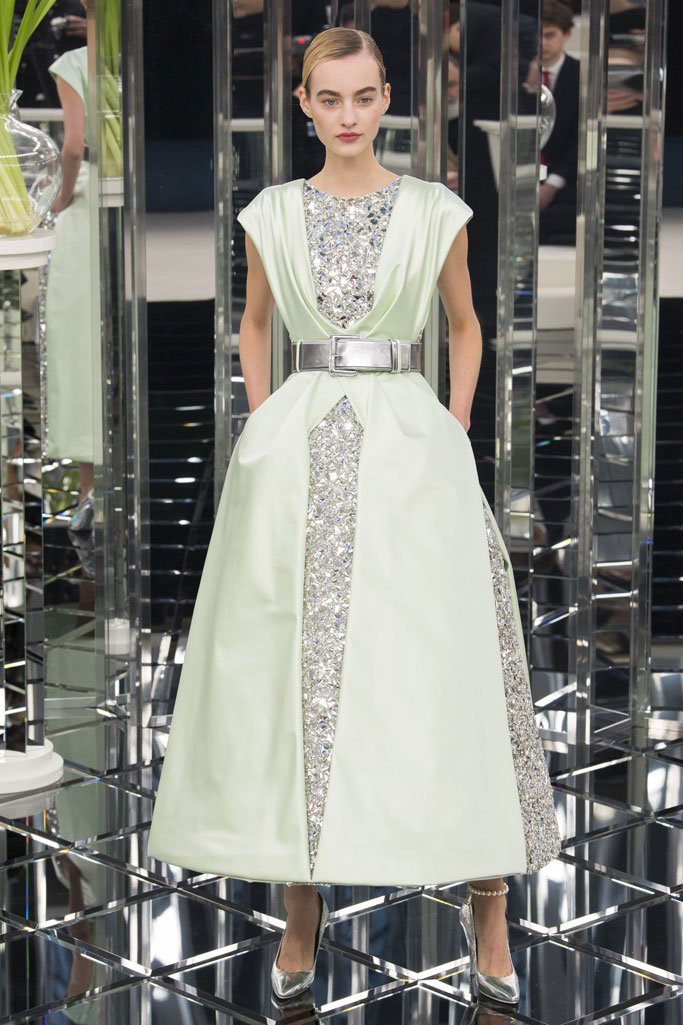 Chanel（香奈儿）2025春夏巴黎时装周高级定制时装秀