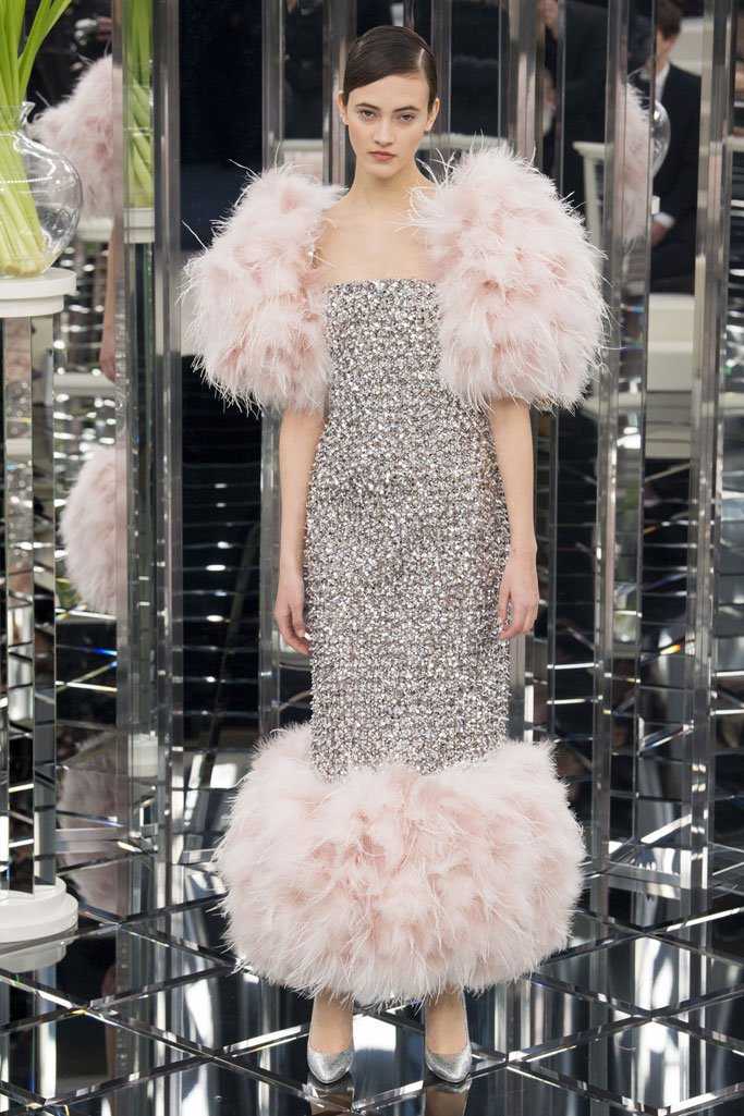 Chanel（香奈儿）2025春夏巴黎时装周高级定制时装秀