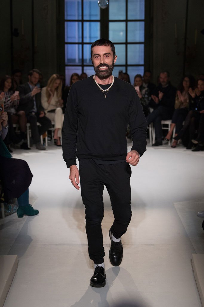 Giambattista Valli 2025巴黎时装周春夏时装秀