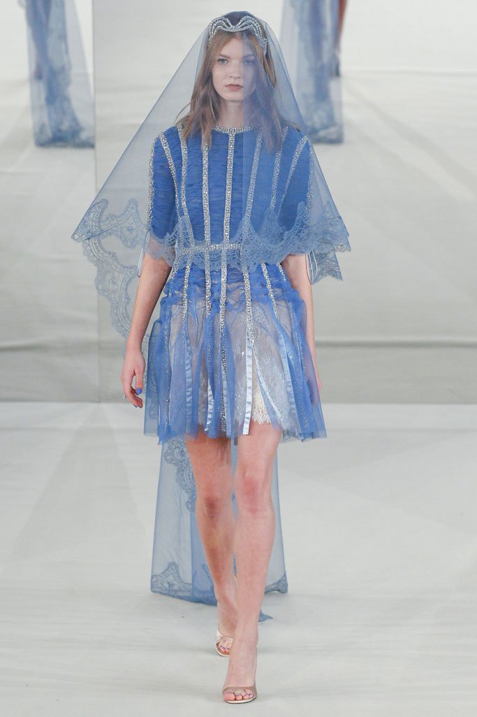 Alexis Mabille 2025巴黎时装周春夏时装秀