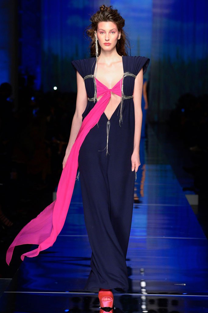 Jean Paul Gaultier（高缇耶）2025春夏巴黎时装周时装秀