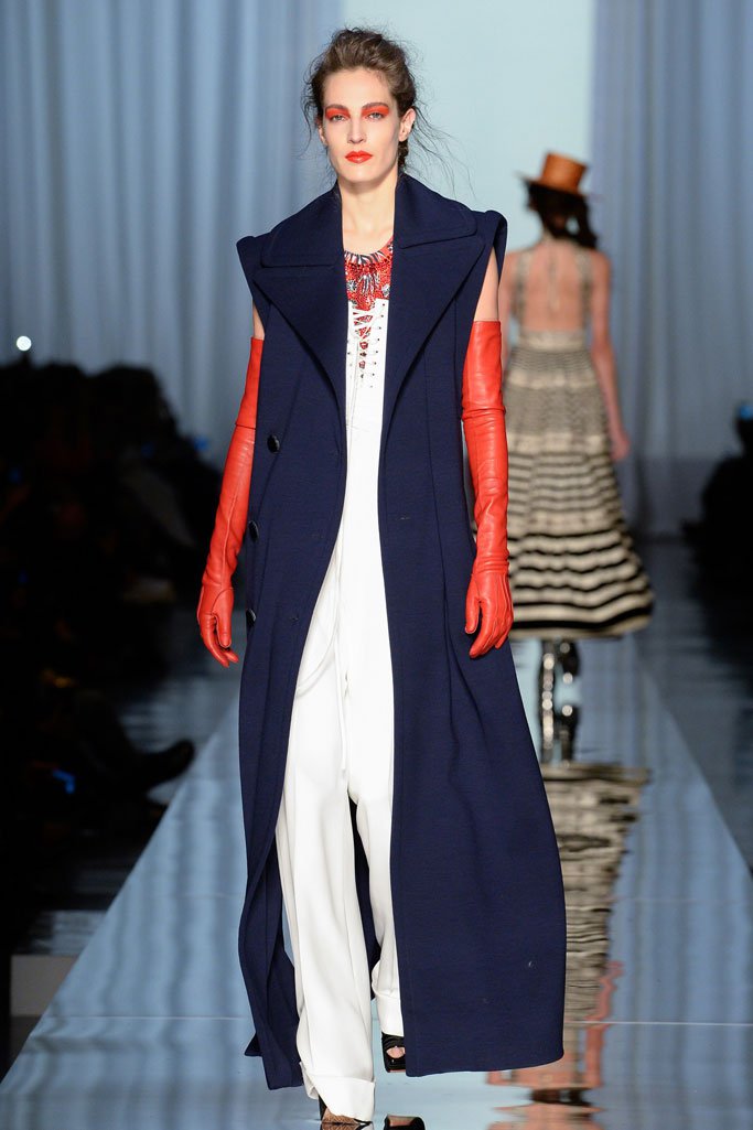 Jean Paul Gaultier（高缇耶）2025春夏巴黎时装周时装秀