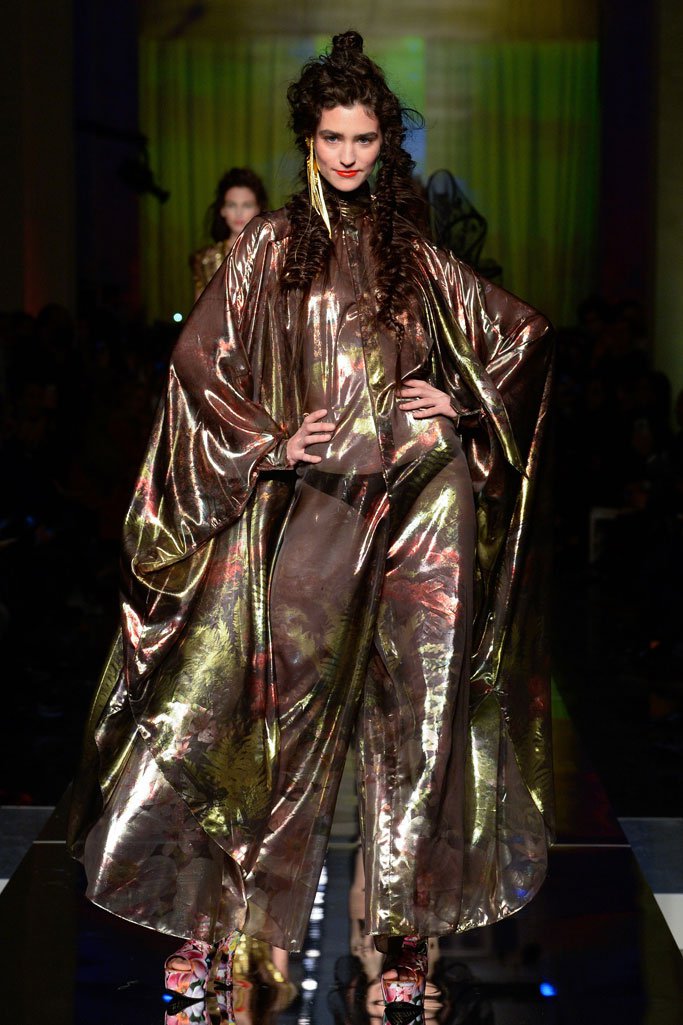 Jean Paul Gaultier（高缇耶）2025春夏巴黎时装周时装秀