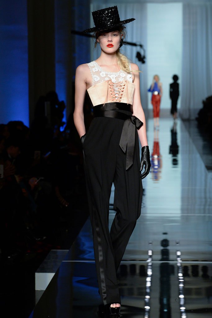 Jean Paul Gaultier（高缇耶）2025春夏巴黎时装周时装秀