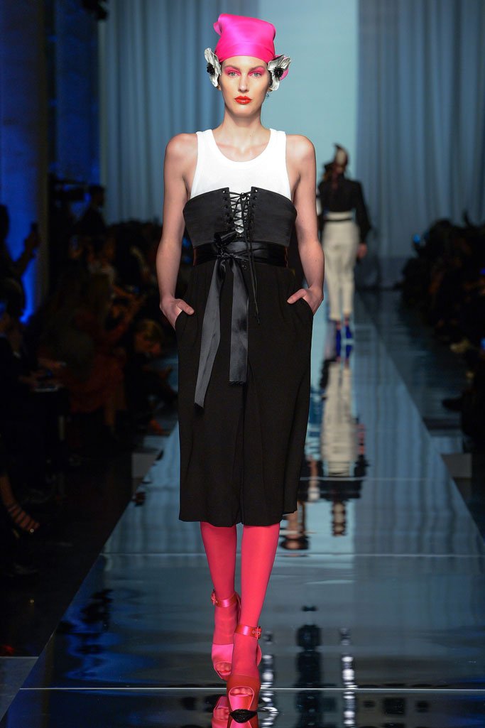 Jean Paul Gaultier（高缇耶）2025春夏巴黎时装周时装秀