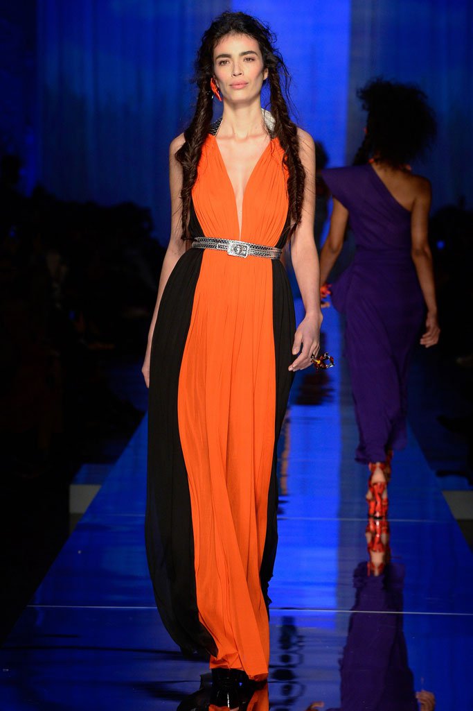 Jean Paul Gaultier（高缇耶）2025春夏巴黎时装周时装秀