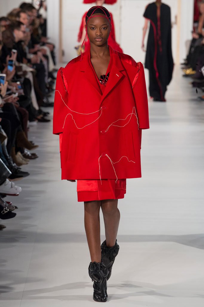 Maison Margiela 2025巴黎时装发布会春夏时装秀