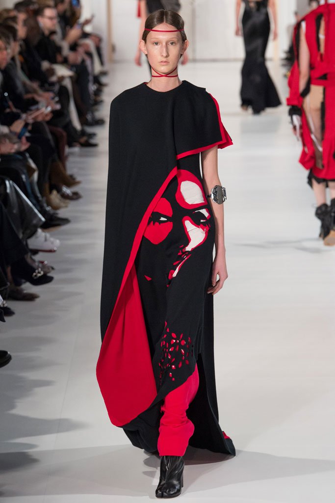 Maison Margiela 2025巴黎时装发布会春夏时装秀