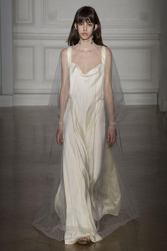 Valentino（华伦天奴）2025巴黎时装周春夏高级定制时装秀