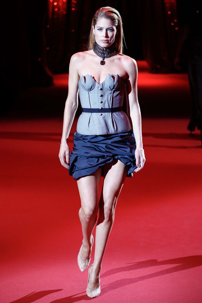 Ulyana Sergeenko 2025巴黎春夏高级定制时装秀