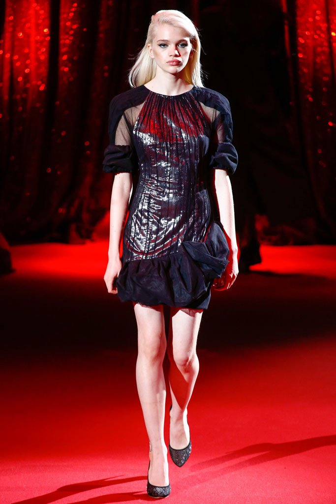 Ulyana Sergeenko 2025巴黎春夏高级定制时装秀