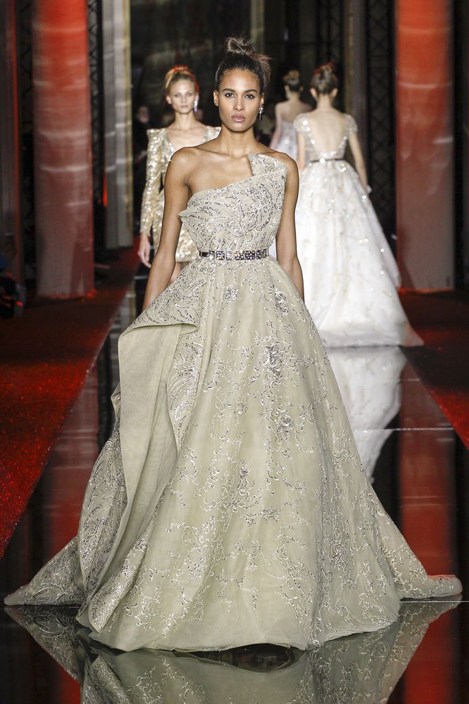 Zuhair Murad（祖海·慕拉）2025巴黎时装周春夏高级定制时装秀