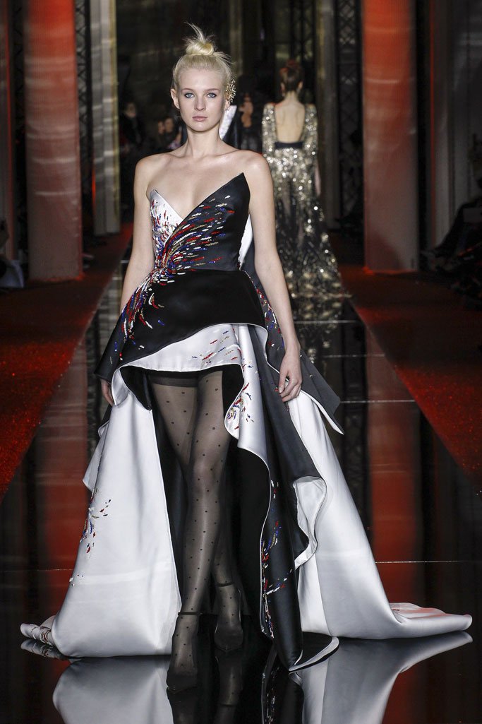 Zuhair Murad（祖海·慕拉）2025巴黎时装周春夏高级定制时装秀