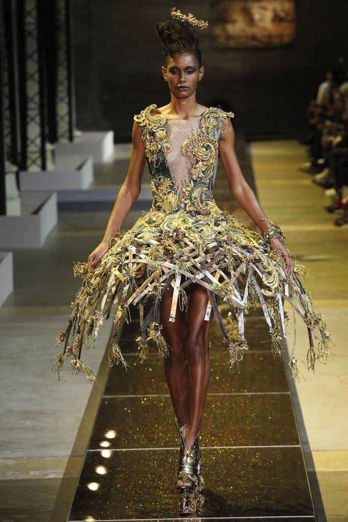 Guo Pei（郭培）2025巴黎时装周春夏高级定制时装秀