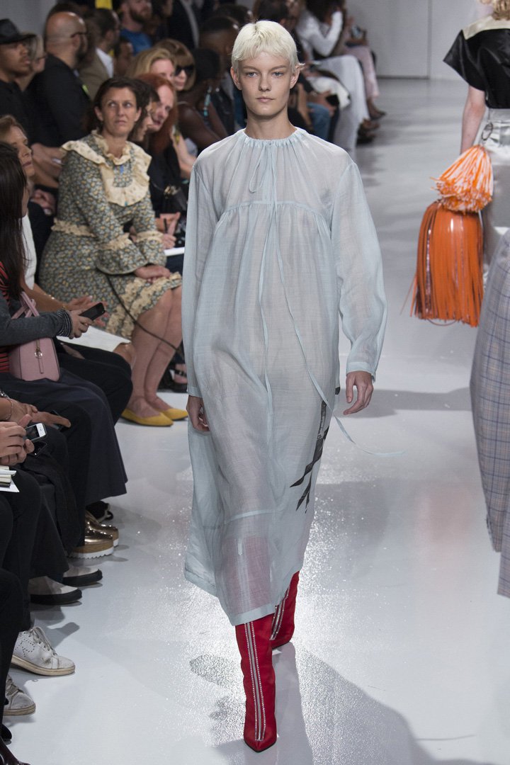 Calvin Klein 2025纽约时装周春夏时装秀