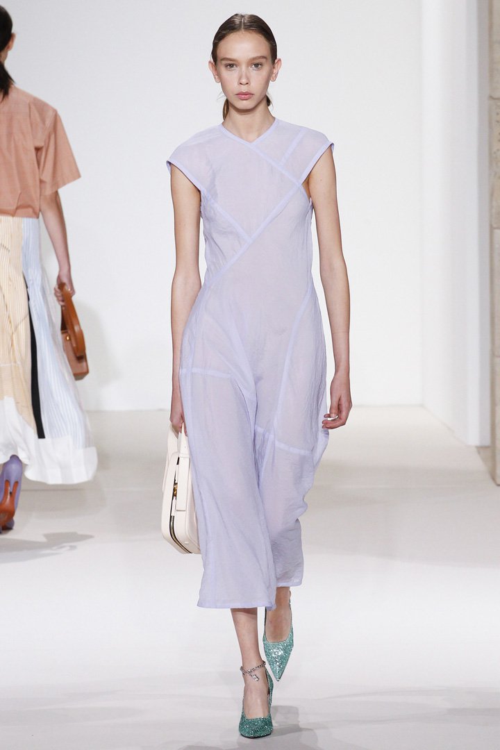 Victoria Beckham 2025纽约时装周时装秀