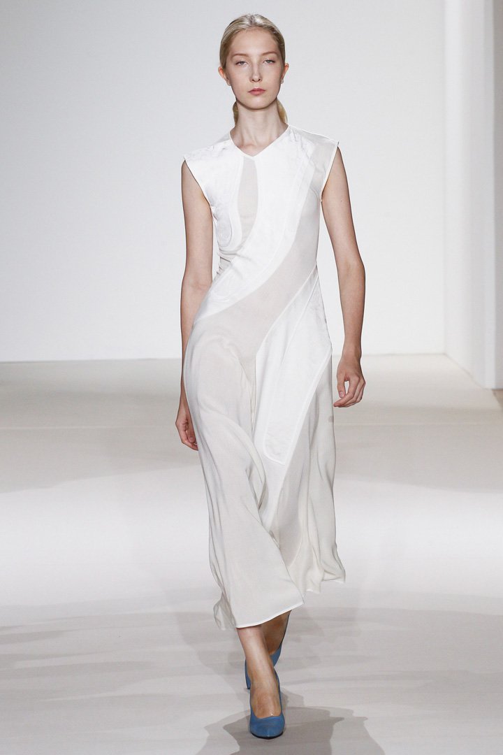 Victoria Beckham 2025纽约时装周时装秀